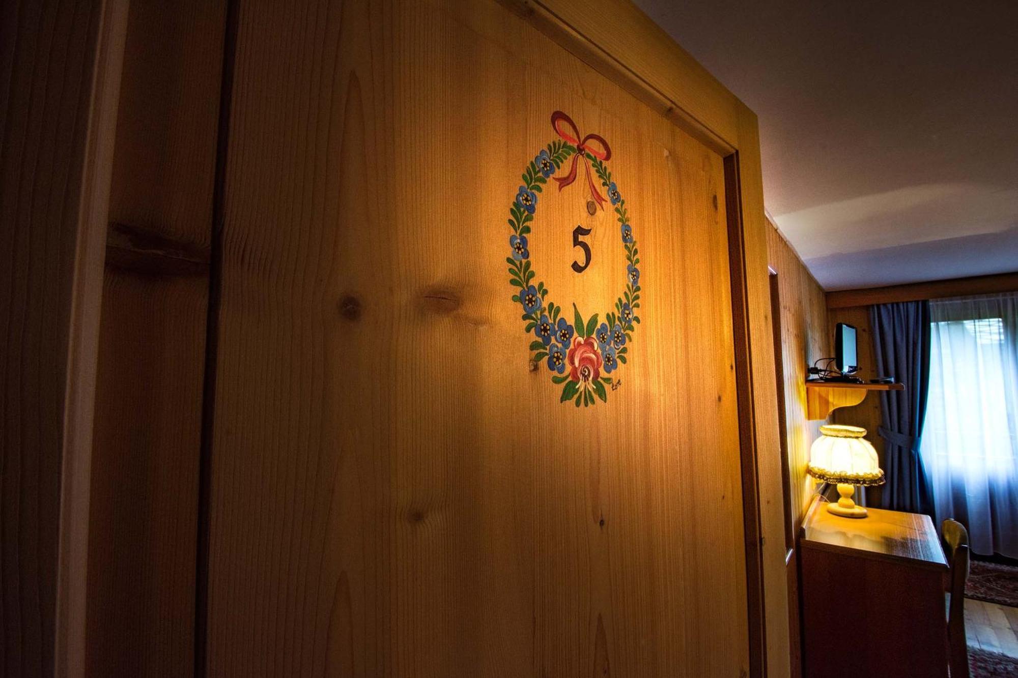 Hotel Gran Baita Gressoney-Saint-Jean Δωμάτιο φωτογραφία